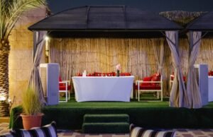 Dubai-safari-evening-standard-sharing-in-dubai-cheap-tickets