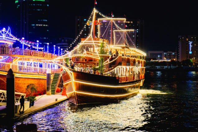 Premium Dhow Cruise Dinner